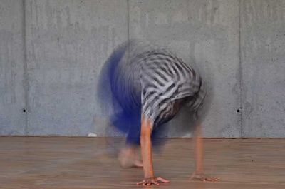 Foto promocional del espectáculo Coreos coros corros de Irene Cantero Sanz y Natalia Jiménez Gallardo