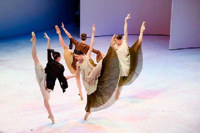 Foto promocional de Romeo y Julieta por Les Ballets de Monte-Carlo