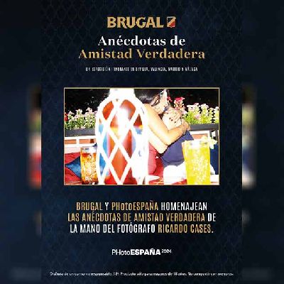 Cartel de la exposición Anécdotas de amistad verdadera en el Mercado del Barranco de Sevilla 2024