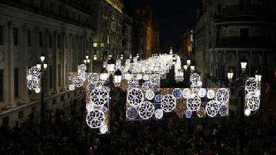 Imagen de las luces de Navidad en Sevilla