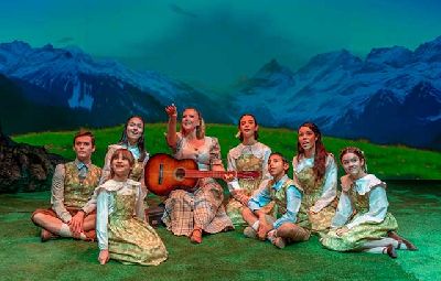Foto promocional del musical Sonrisas y lágrimas de Theater Properties