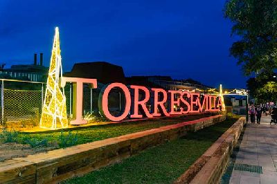 Foto promocional de la Navidad en el Centro Comercial Torre Sevilla
