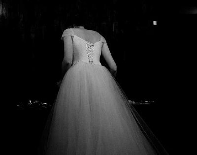 Foto promocional de la ópera Bodas de sangre de Manuel Busto