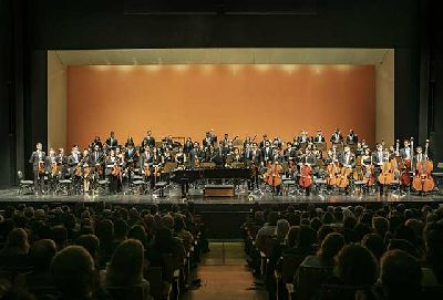 Foto promocional de la Orquesta de la Fundación Barenboim-Said