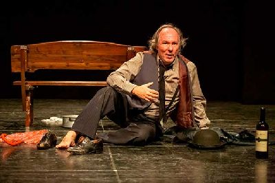 Foto promocional del espectáculo teatral Primer amor de la compañía Riven Teatro