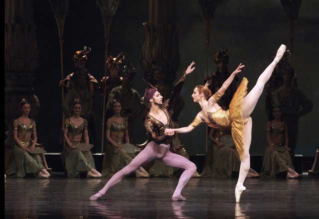 Del 10 al 14 de enero de 2012 el Ballet de la Ópera de Varsovia (Ballet Nacional de Polonia) en Sevilla