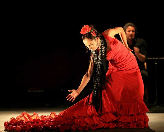 'Del primer paso' de Rosario Toledo en Sevilla dentro del ciclo 'Flamenco Viene del Sur'